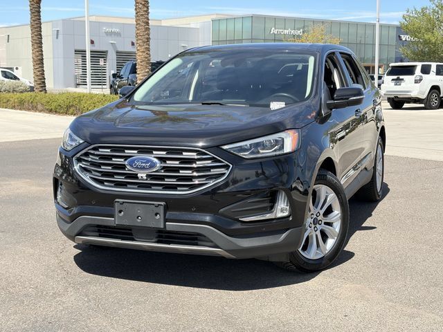 Used 2022 Ford Edge Titanium w/ Equipment Group 301A AWD/4WD image 3