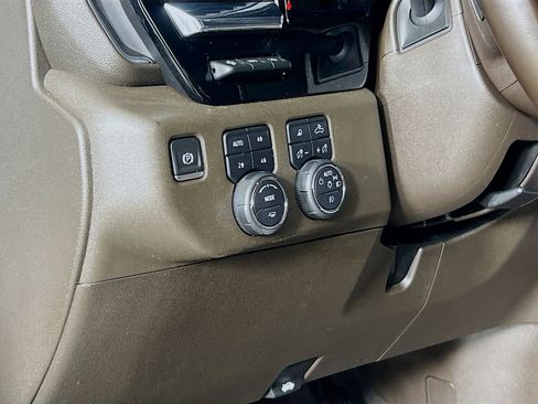 Used 2024 Chevrolet Silverado 3500 LTZ w/ LTZ Plus Package image 10