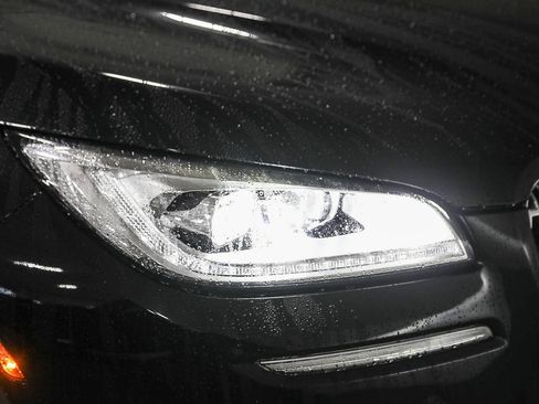 Used 2020 Lincoln Corsair Reserve w/ Equipment Group 201A image 8