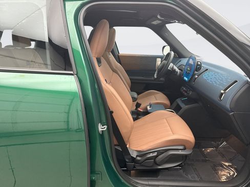 Used 2025 MINI Cooper Countryman S image 19