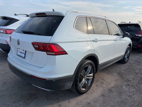 Used 2021 Volkswagen Tiguan SEL FWD image 4