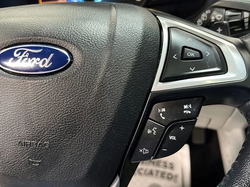 Used 2016 Ford Edge Titanium w/ Equipment Group 302A AWD/4WD image 33