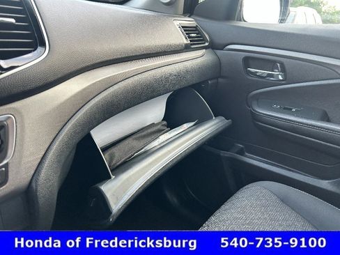 Used 2023 Honda Ridgeline Sport image 24
