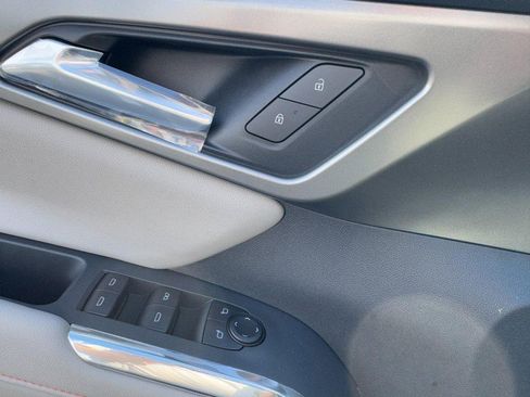 New 2026 Chevrolet Traverse LT w/ Midnight/Sport Edition image 10