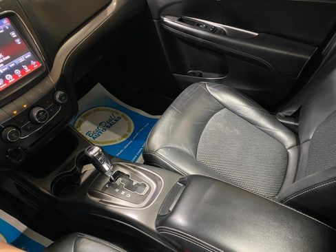 Used 2020 Dodge Journey Crossroad w/ Popular Equipment Group FWD image 13