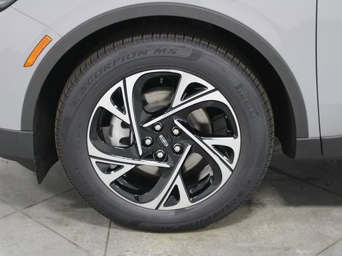 New 2026 Lincoln Nautilus Premier image 18