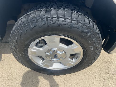 Used 2013 Ford F150 XL w/ Mid Equipment Group AWD/4WD image 2