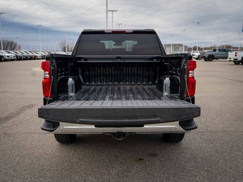 Used 2022 Chevrolet Silverado 1500 LT image 12