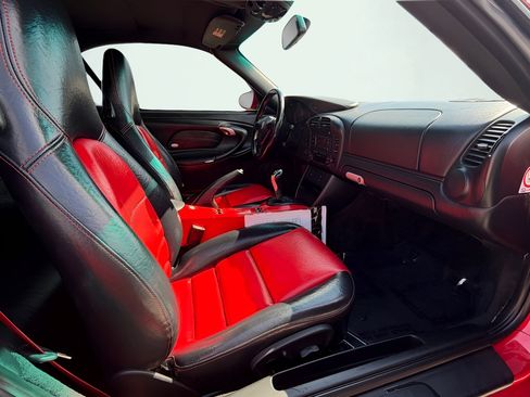 Used 2004 Porsche 911 Carrera RWD image 21
