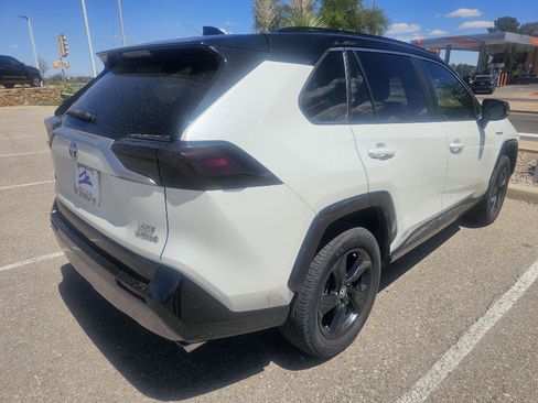 Used 2020 Toyota RAV4 XSE w/ XSE Grade Weather Package image 6