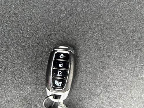 Used 2023 Hyundai Kona Limited AWD/4WD image 45