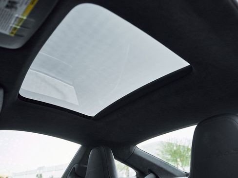 Used 2021 Porsche 911 Turbo S image 40