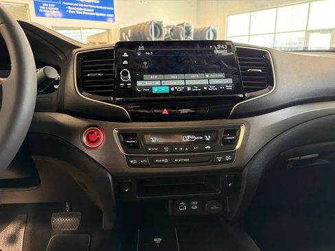 New 2026 Honda Ridgeline RTL image 13
