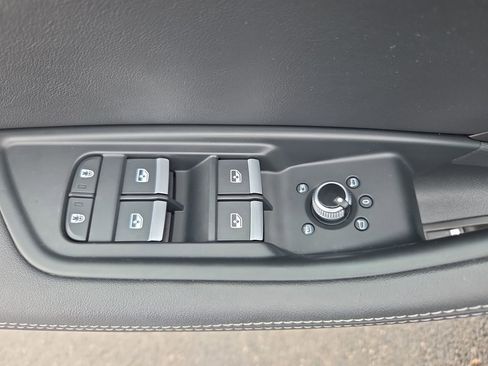 Used 2023 Audi A4 2.0T Premium Plus w/ Premium Plus Package AWD/4WD image 19