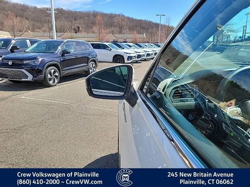 Certified 2023 Volkswagen Tiguan SE w/ Panoramic Sunroof Package image 26