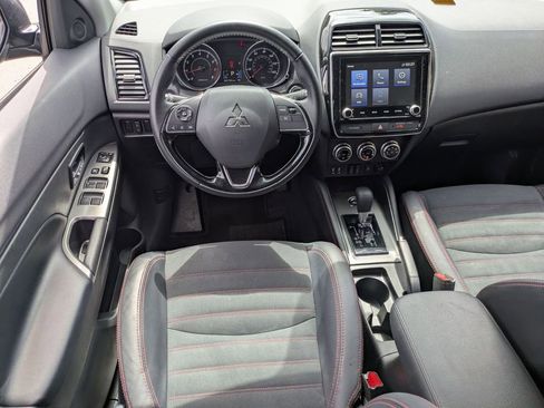 Used 2025 Mitsubishi Outlander Sport SE AWD/4WD image 25