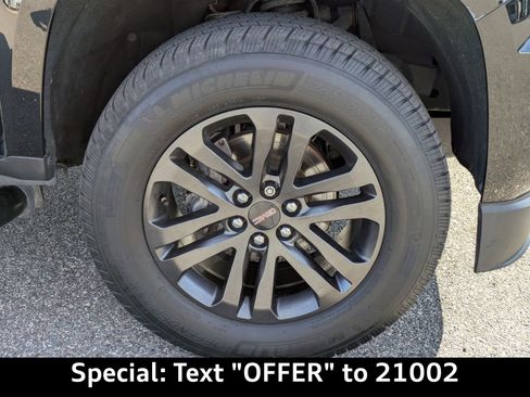 Used 2018 GMC Canyon SLE w/ SLE Convenience Package image 12