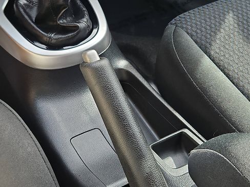 Used 2019 Honda Fit LX image 22