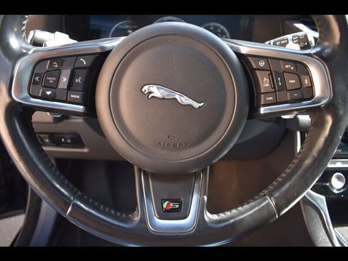 Used 2018 Jaguar XF First Edition AWD/4WD image 14