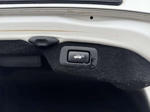 Used 2015 Lexus LS 460 image 54