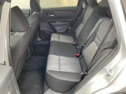 Used 2025 Nissan Rogue SV AWD/4WD image 20
