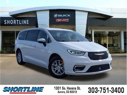 Used 2023 Chrysler Pacifica Touring-L
