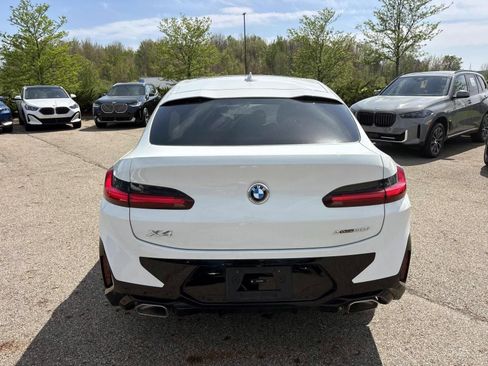 Used 2025 BMW X4 xDrive30i w/ M Sport Package AWD/4WD image 6