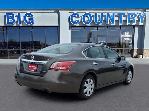 Used 2013 Nissan Altima 2.5 S FWD image 5