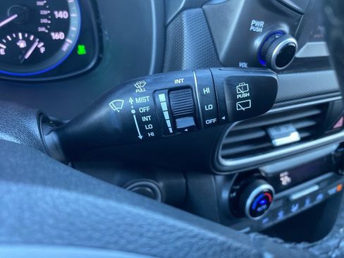 Used 2018 Hyundai Kona Limited image 30