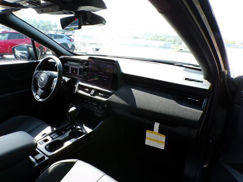 Used 2026 Subaru Outback Limited AWD/4WD image 14