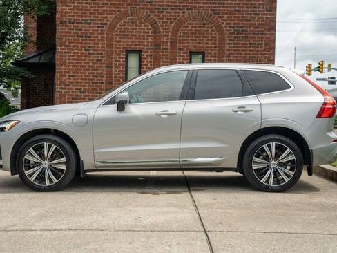 Used 2023 Volvo XC60 T8 Ultimate w/ Protection Package Premier AWD/4WD image 8