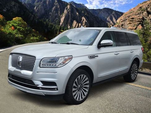 Used 2018 Lincoln Navigator Black Label AWD/4WD image 5