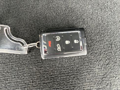 Certified 2022 Jeep Grand Cherokee L Limited image 34