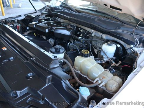 Used 2019 Ford F250 XL w/ Power Equipment Group image 39