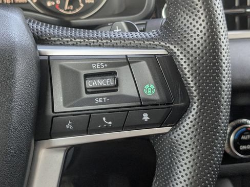 Used 2025 Mitsubishi Outlander SE AWD/4WD image 18