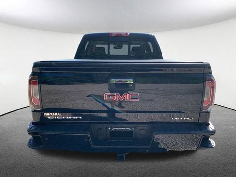 Used 2018 GMC Sierra 1500 Denali w/ Denali Ultimate Package AWD/4WD image 11