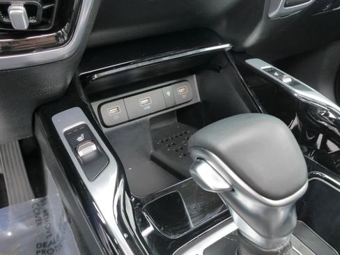 Used 2022 Kia Sorento SX AWD/4WD image 29