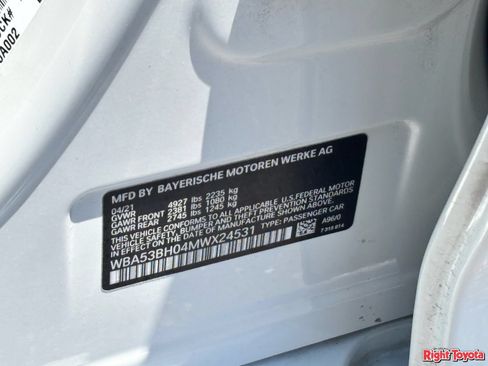 Used 2021 BMW 530i w/ Convenience Package RWD image 32