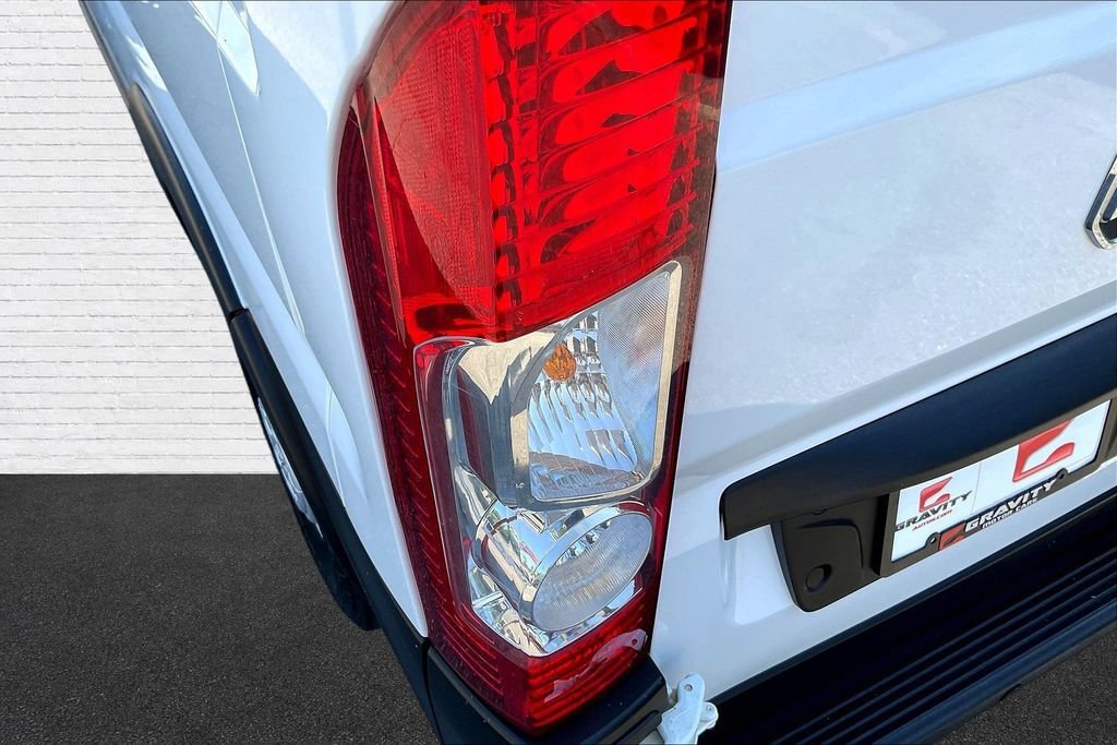 Used 2025 RAM ProMaster 2500 w/ Convenience Group FWD image 21