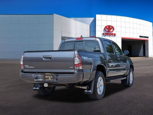 Used 2014 Toyota Tacoma 4x4 Double Cab w/ TRD Sport Package image 10