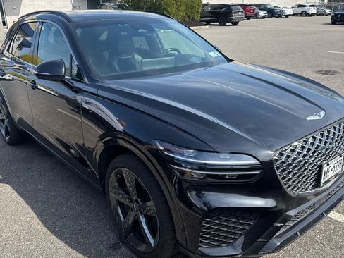 Used 2022 Genesis GV70 3.5T Sport w/ Sport Prestige Package image 7