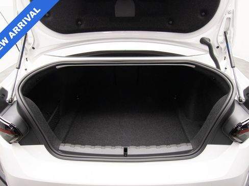 Used 2025 BMW M240i xDrive Coupe image 35