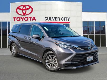 Used 2021 Toyota Sienna LE