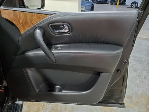 Used 2023 Nissan Armada SL RWD image 17