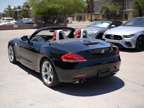 Used 2016 BMW Z4 sDrive28i RWD image 8
