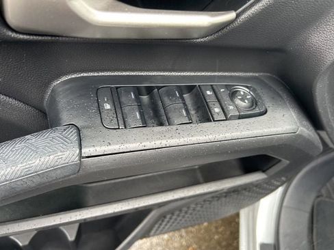 Used 2024 Toyota Tacoma TRD Off-Road AWD/4WD image 20