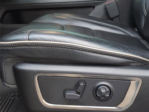 Used 2019 RAM 1500 Limited w/ Advanced Safety Group image 14