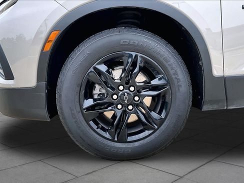 Used 2021 Chevrolet Blazer LT FWD image 11