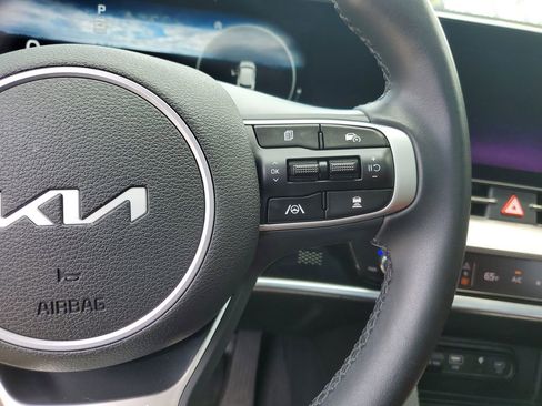 Used 2025 Kia Sportage SX FWD image 23