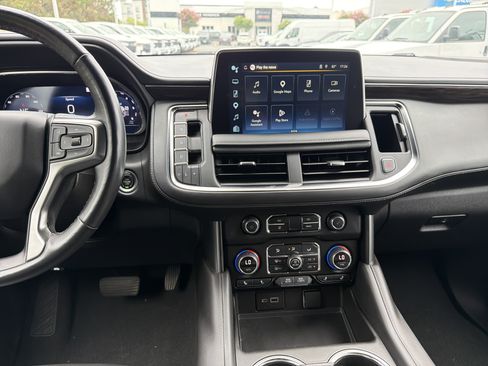Used 2022 Chevrolet Tahoe Z71 w/ Z71 Off-Road Package AWD/4WD image 31